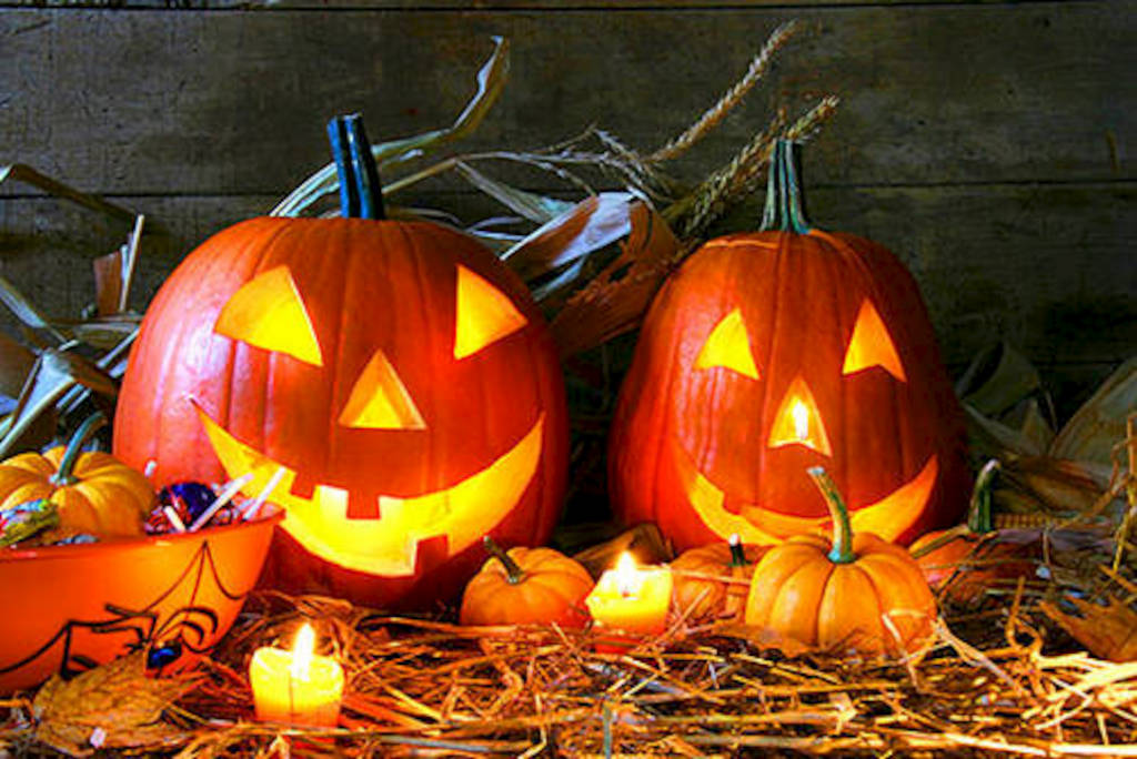 Новые Веселые  календарь праздников день хэллоуин другу (в октябре)